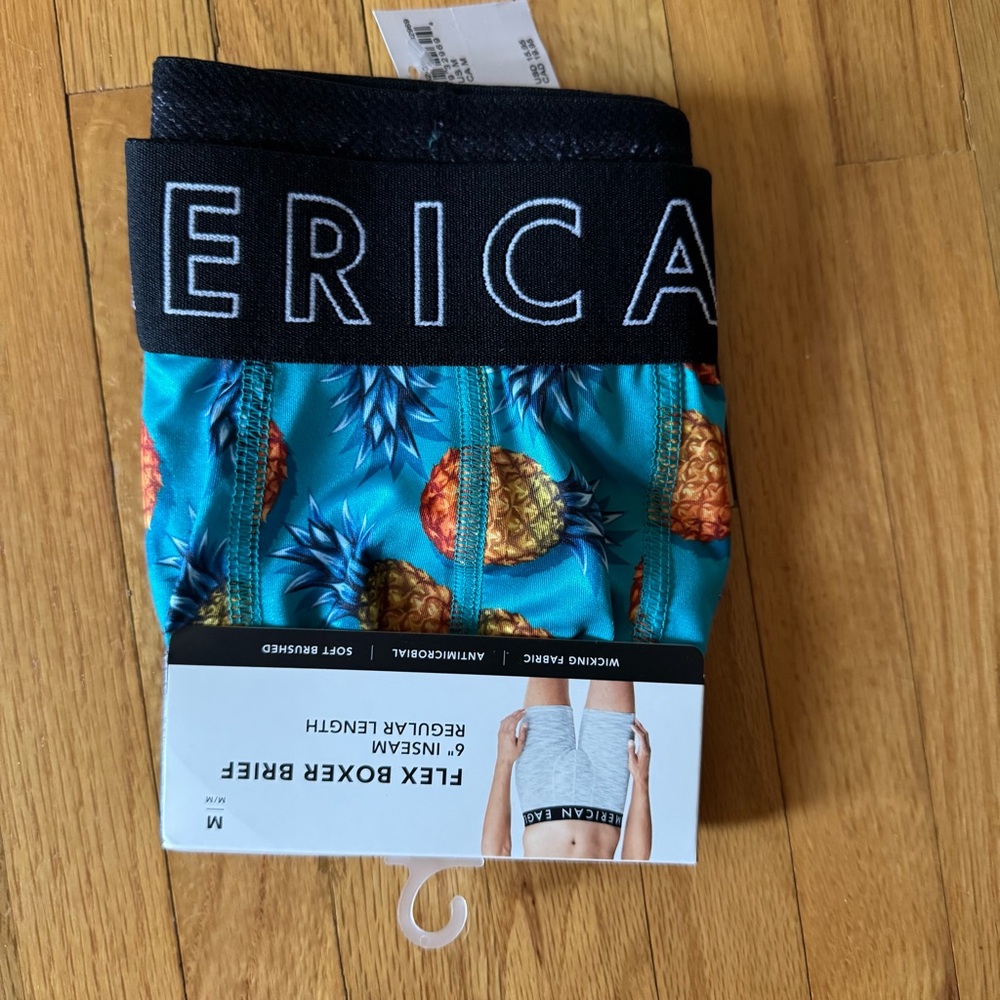 American Eagle Tropical Pineapple Boxer Briefs M NWT